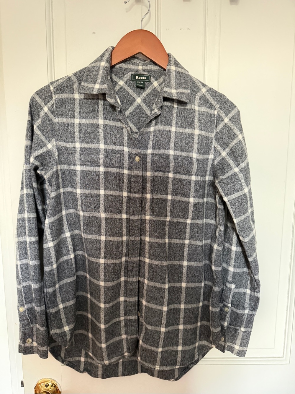 Roots woman Gray and White Windowpane Button-Down Shirt
